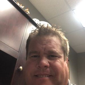 Meet your Posher, Bret